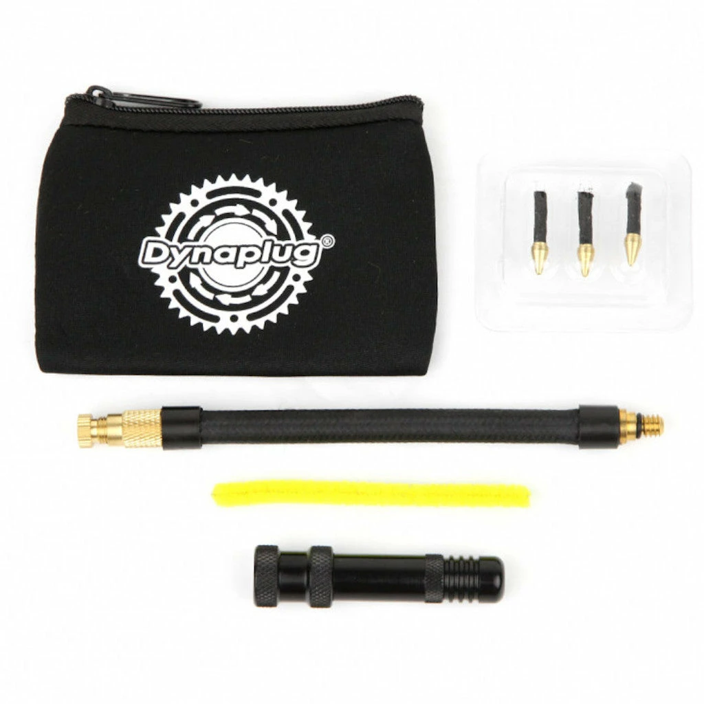 Kit De Réparation Pneus Tubeless Avec Mèches Dynaplug Air 3 Kit De Réparation Pneus Tubeless Avec Mèches Dynaplug Air